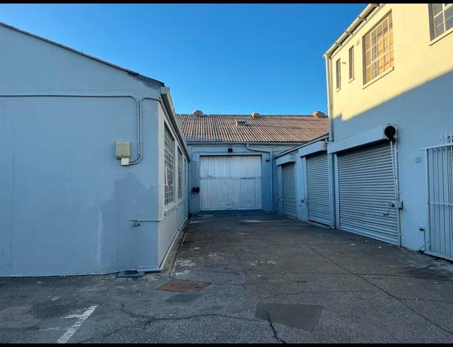 INDUSTRIAL PROPERTY TO RENT IN PAARDEN ISLAND